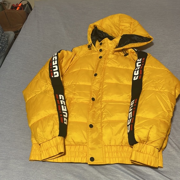 Guess Mens Winter Jacket - Picture 10 of 10